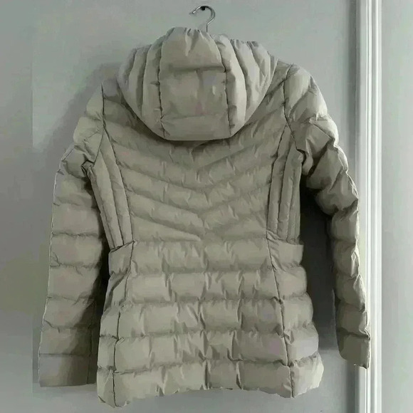 32 Degrees Lightweight Poly-Fill Chevron Jacket in Off White - Picture 2 of 2